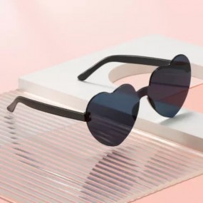 Randlose Herz Sonnenbrille mit farbigen Gläsern als Wer...